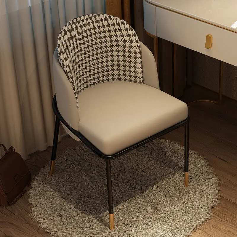 

Скандинавская версия, Оригинальная Ткань для спинки, минималистичное кресло для макияжа, Современный итальянский стул для комнаты с рисунком «гусиные лапки», 나의자 자