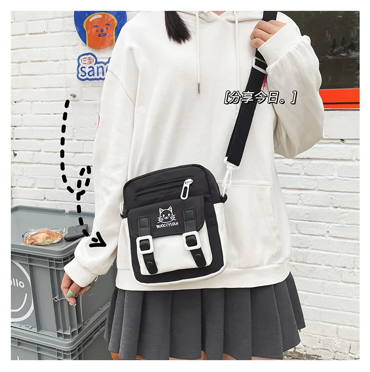 Japanese women small mobile phone bag cute cartoon cat girl student messenger bag funny personality shoulder bag