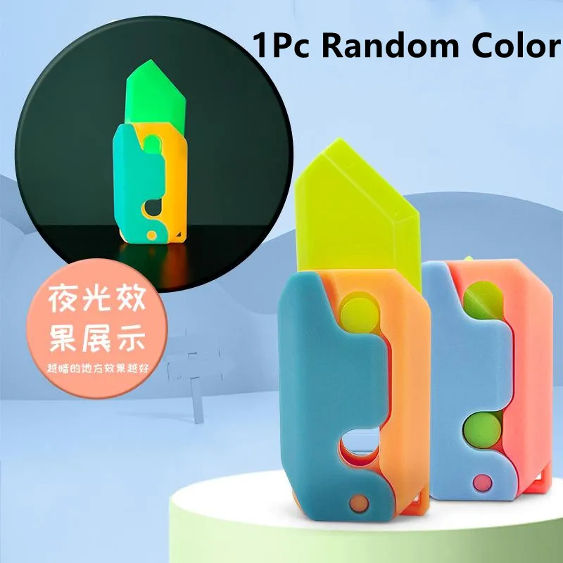 3D Carrot Gravity Knife Fidget Toys For Children Aldult Mini Model Pendant Push Card Decompression Toy Mini Butterfly Knife Gift