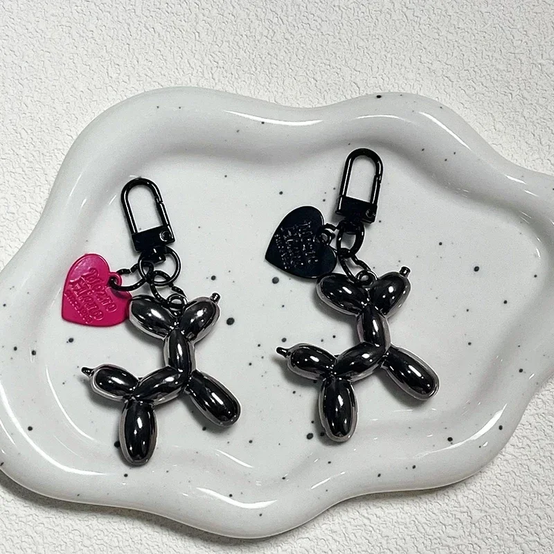Y2K Balloon Dog Keychain Model 3