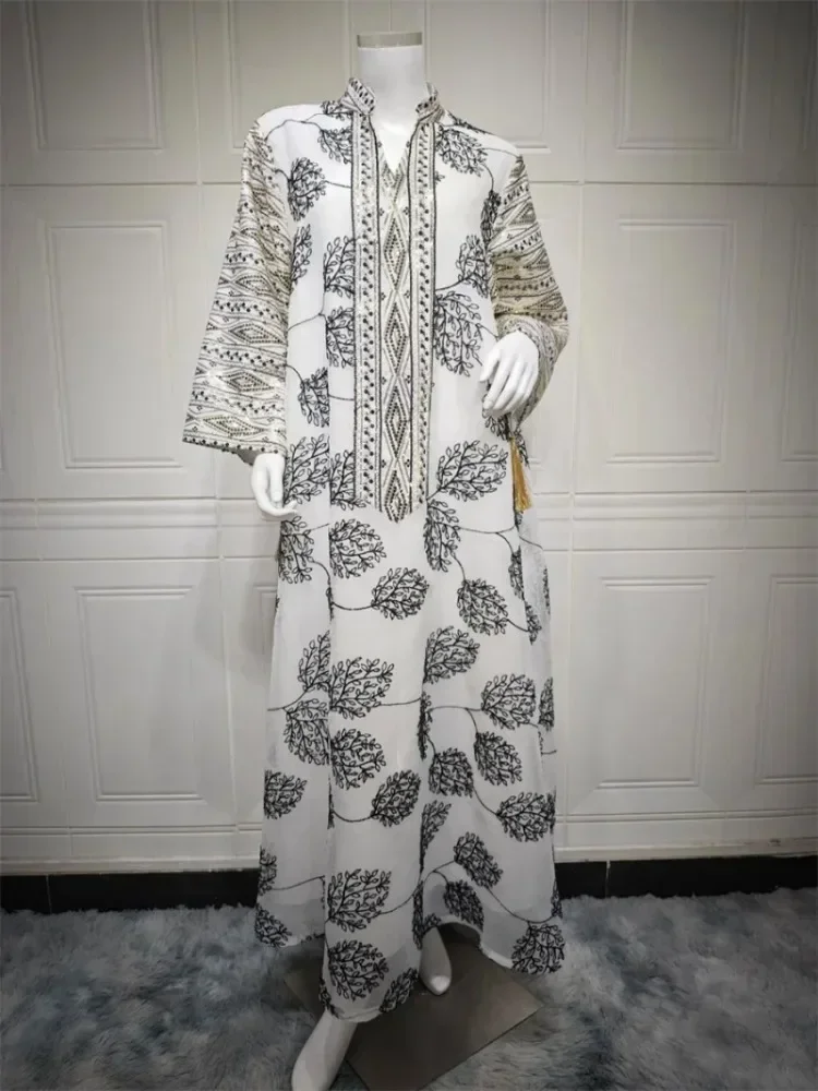 جلابية ليڤا المطرزة الفاخرة