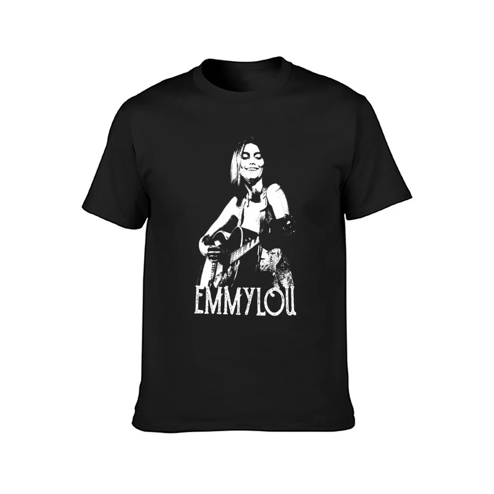 Рисунок 2 - Футболка Emmylou с трафаретом Мужская