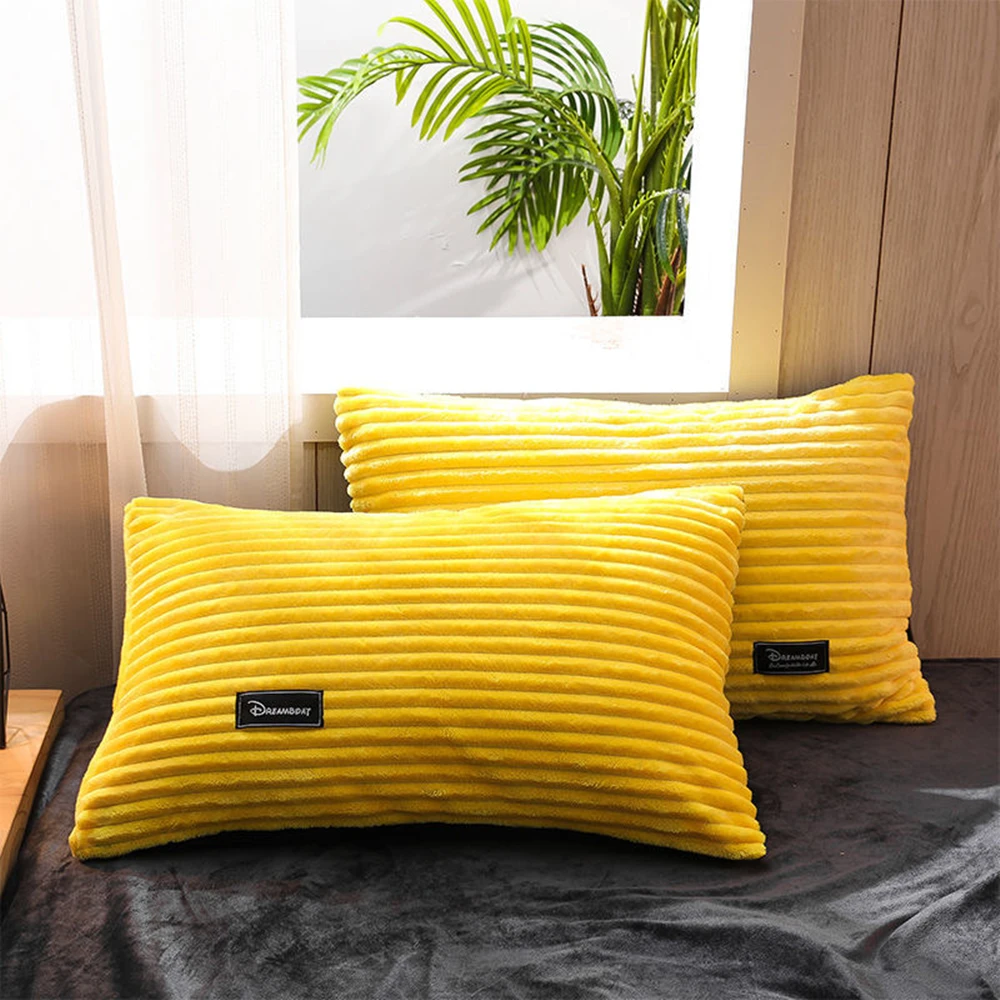 Almohada De Terciopelo Supreme En Venta En