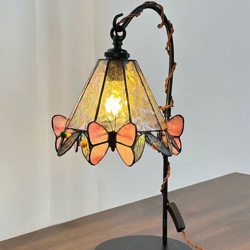 

Butterfly table lamp American retro French pre-owned glass atmosphere lamp 2023 new bedroom bedside lamp