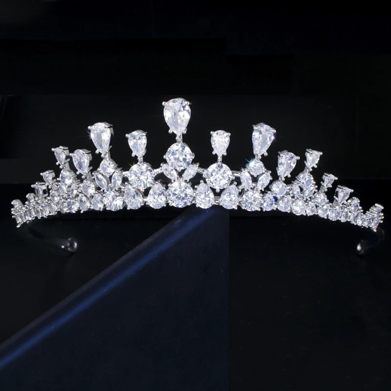 

ThreeGraces Sparkling White Cubic Zirconia Bridal Tiara Crown Wedding Brides Bridesmaid Headpiece Hair Accessories Jewelry HA106