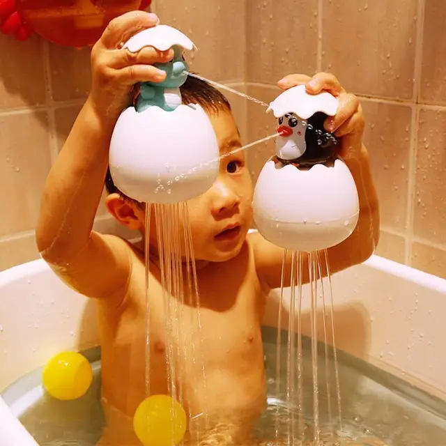 Baby Swimming Bathroom Bathing Shower Toy Children's Penguin Egg Water Spray Sprinkler Sprinkling Toy Kids Water Clockwork Toys 2