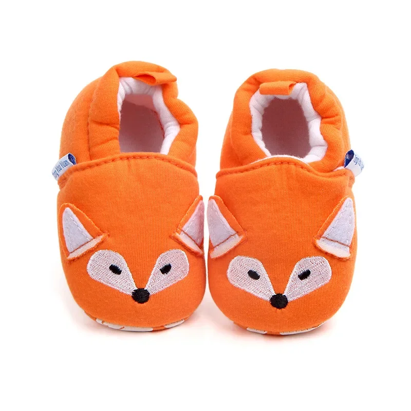 Winter Newborn Baby Birth Shoes Cute Animal Bear Elk Pattern Anti-slip Shoes for Baby Star Crib Babies