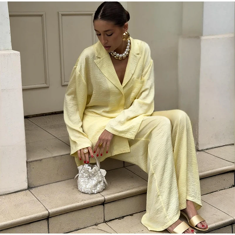 Übergroße strukturierte Hemdhose, 2-teiliges Set in Pastellgelb, lockere lange Hemden für Damen, weites Bein, Baggy-Hose, elegantes weibliches Outfit – Detail 7