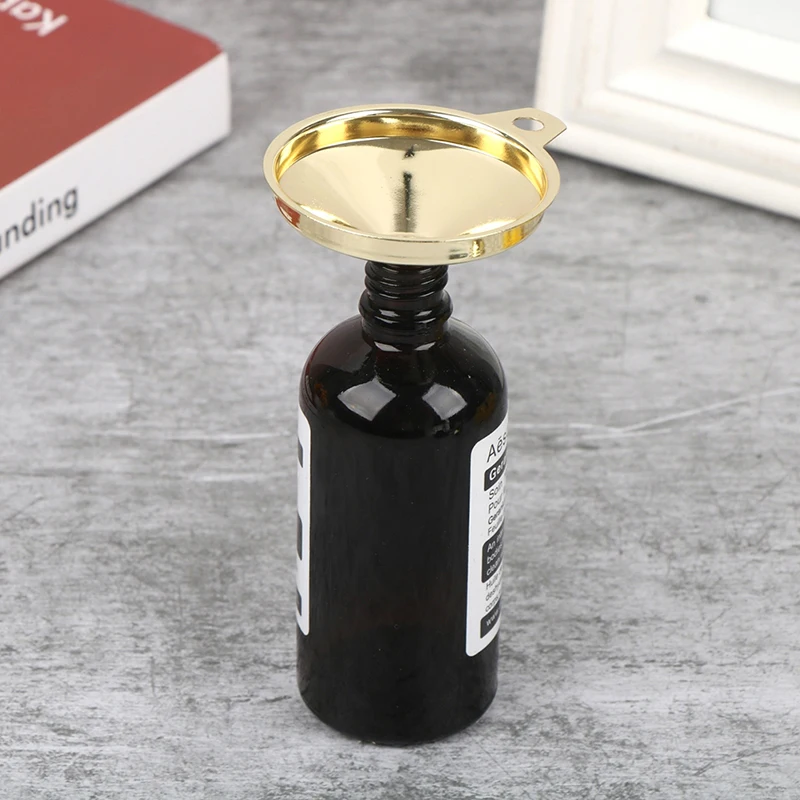 1Pcs Stainless Steel Funnel Kitchen Oil Liquid Funnel Metal Funnel Filter Wide Mouth Funnel For Canning Kitchen Tools 7.3*4.3CM