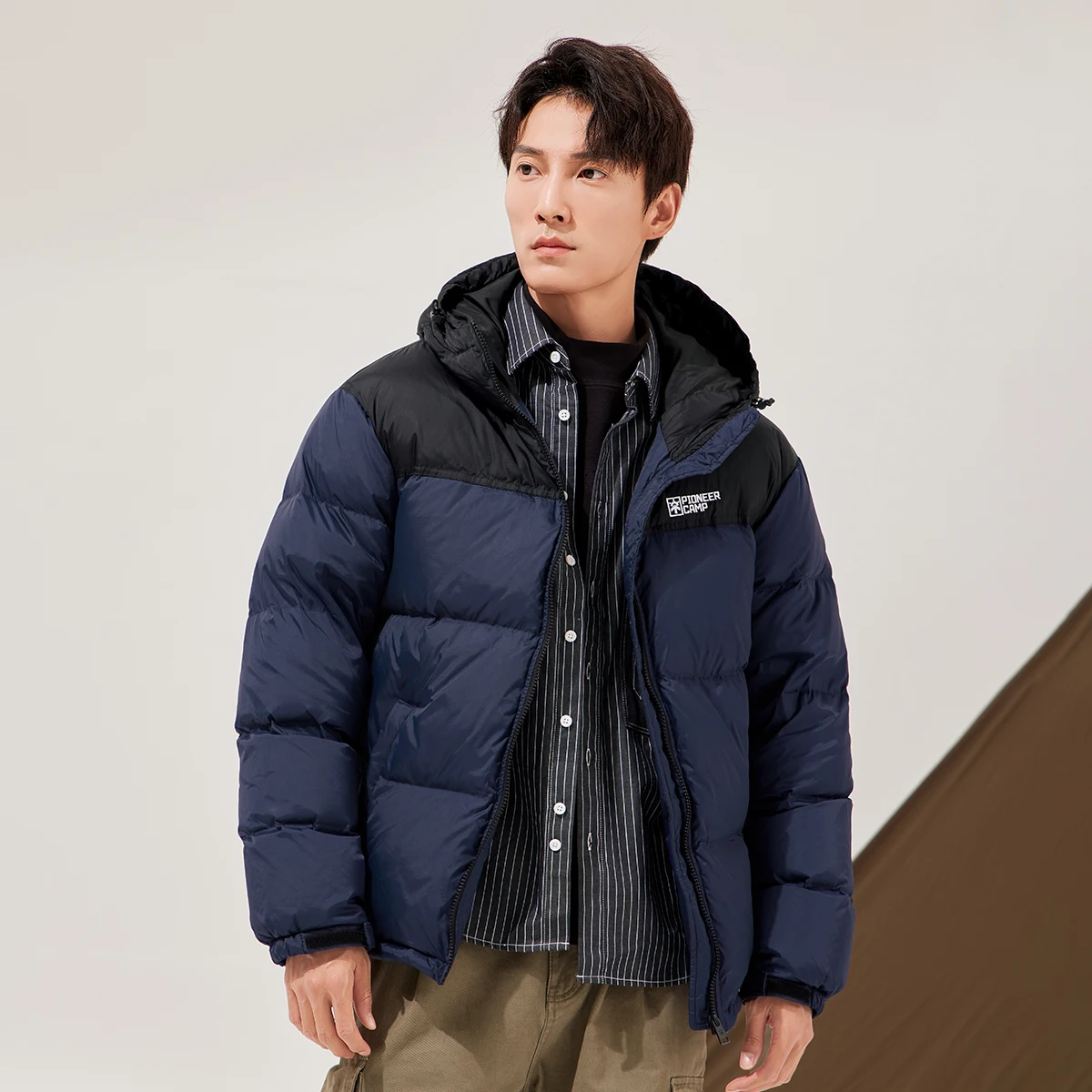 Men Winter 90% Duck Down Jackets Windproof Hooded Outdoor