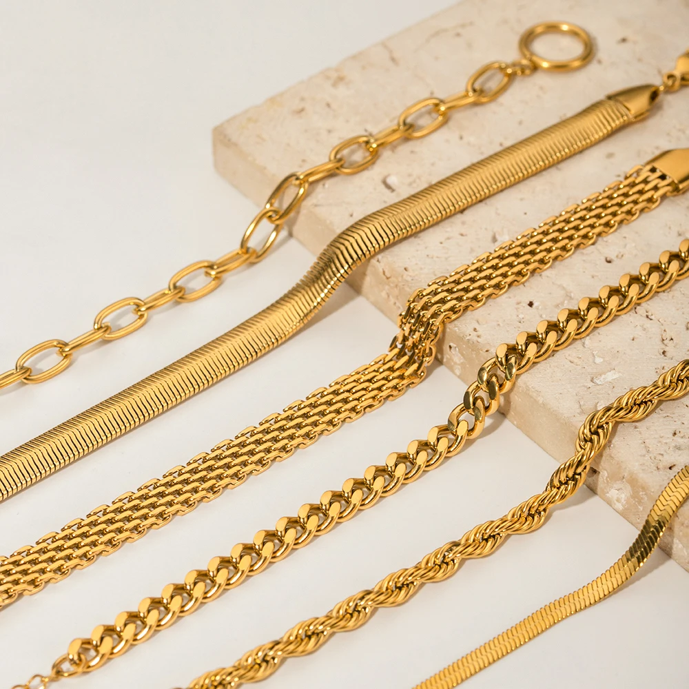 Gold Link Chain Bracelet 3