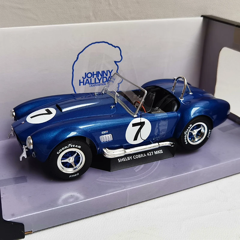 ｊ　 AC COBRA 427 MK.2メタリックブルー 1/18 Amazon.co.jp: ,ソリド 1/18 AC コブラ 427 MkII メタリック