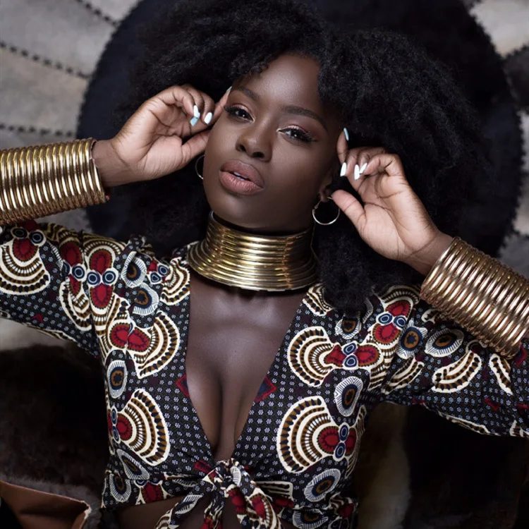 

European and American exaggerated African tribal style collar and bracelet set