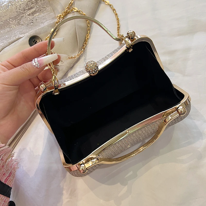 Evening party bags: This year, there is a trend for sophisticated and feminine women's bags. There are simple buttoned small bag - 5