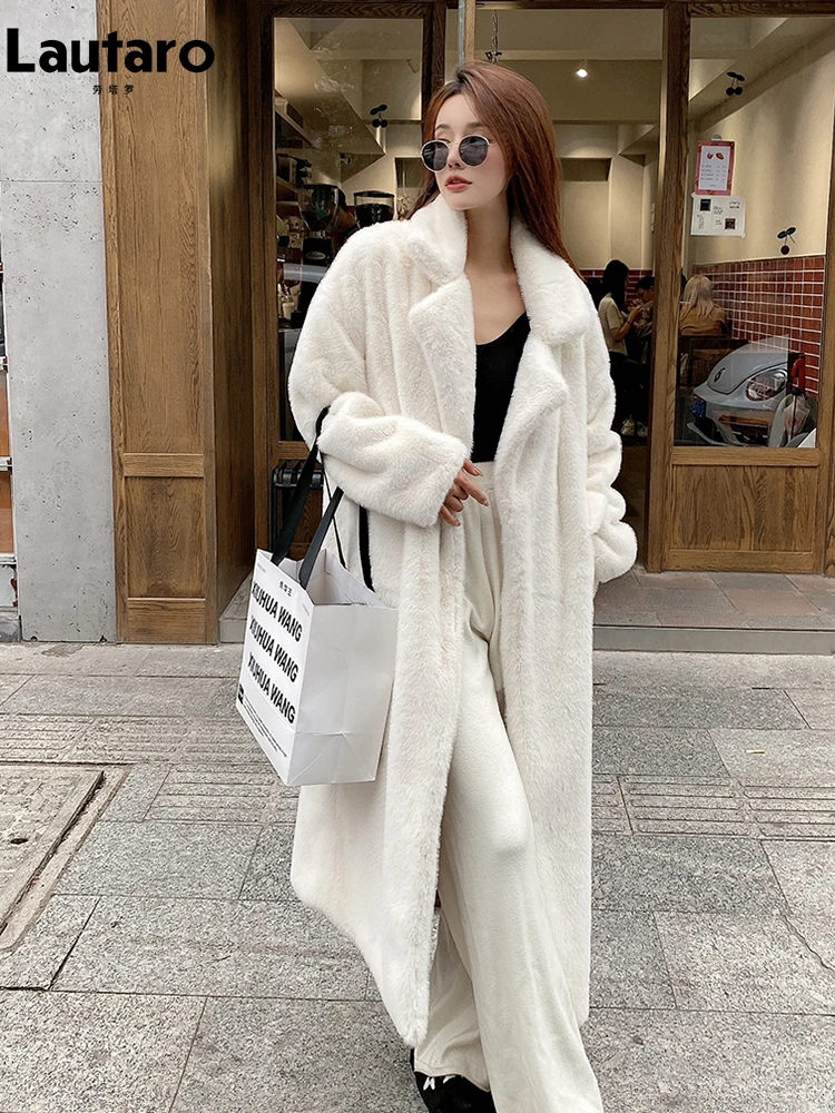 

Lautaro Autumn Winter Long Loose Casual White Black Soft Thick Warm Faux Mink Fur Coat Women Luxury Fluffy Furry Overcoat 2023