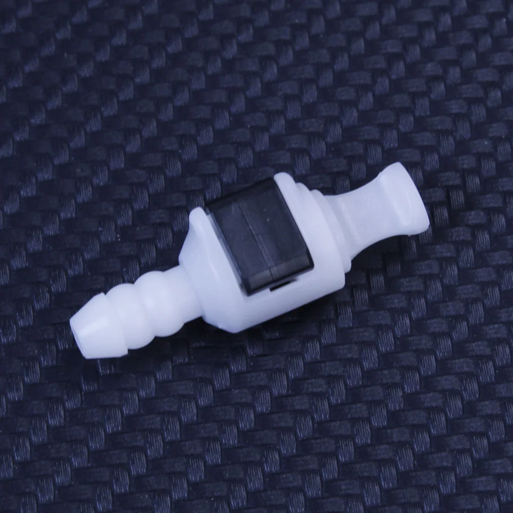 Windshield Washer Nozzle Connector Elbow Clip Head For A3 A4 A6 A8