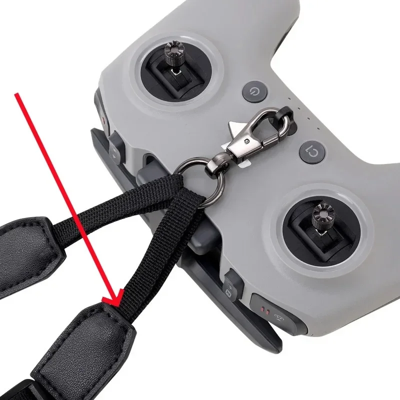 Détail du rembourrage de la sangle de cou radio ELRS pour drone FPV, pour un confort optimal