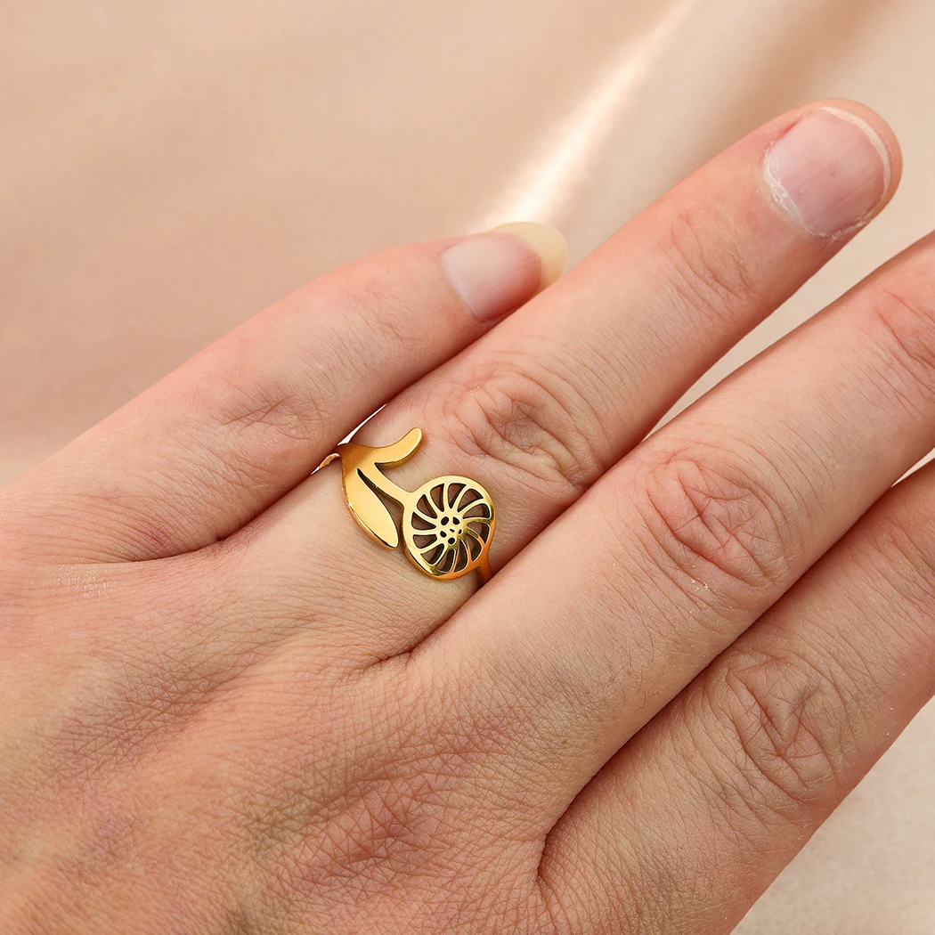 Anillo Geométrico de Flor y Hoja Vintage (Acero Inoxidable Dorado) S6d83ca2346184777be1fc865c89560d69
