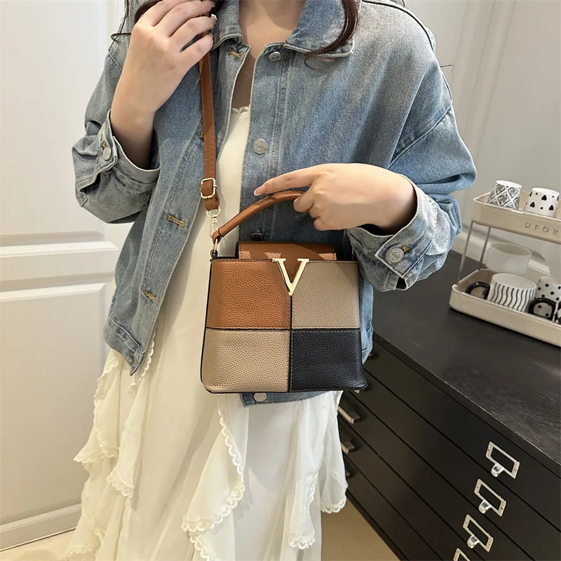 Luxury Color Blocking PU Leather Women handbag Messenger Bag Chic Small Shoulder Crossbody Bag Fashion V Letter Bucket Tote Bag
