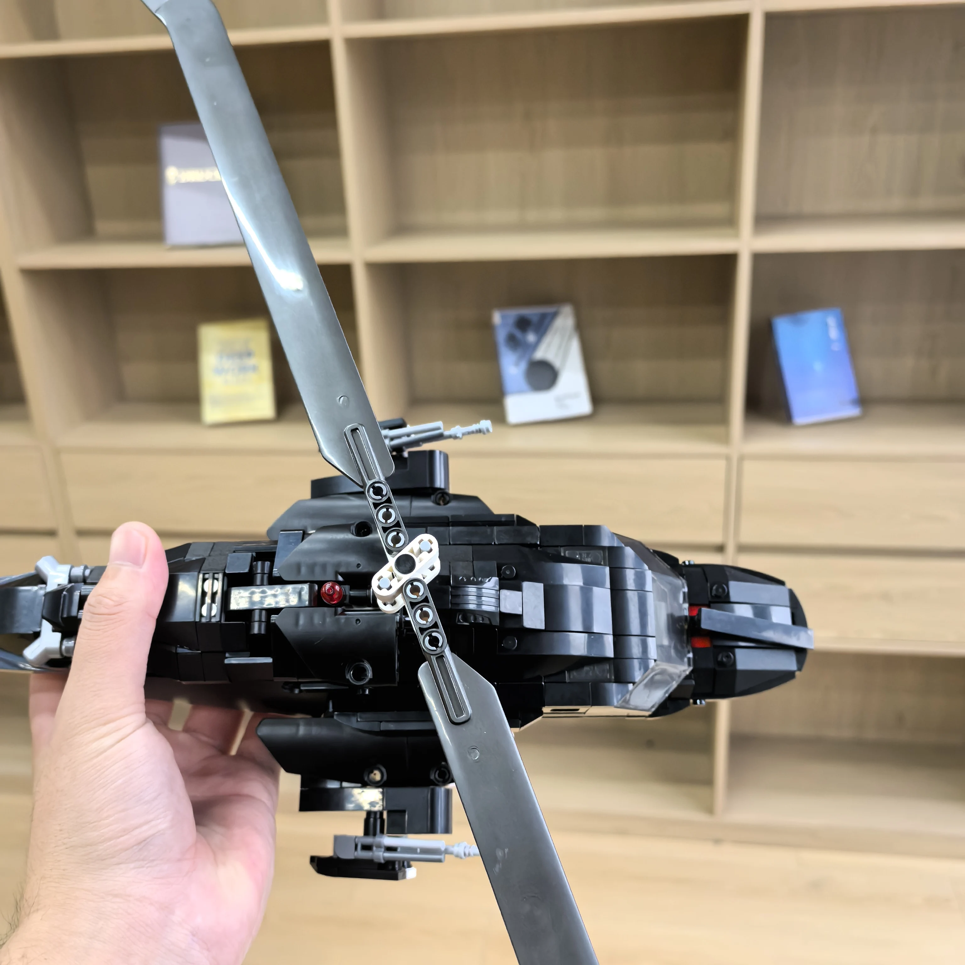 1039PCS Airwolf Bell 222 Special Ops Helicopter Custom Made Moc Model Technology
