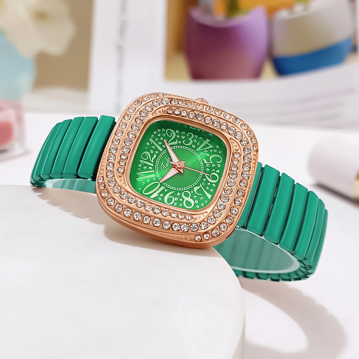 Women Fashion Business Diamond Elastic Band Quartz Watch 3
