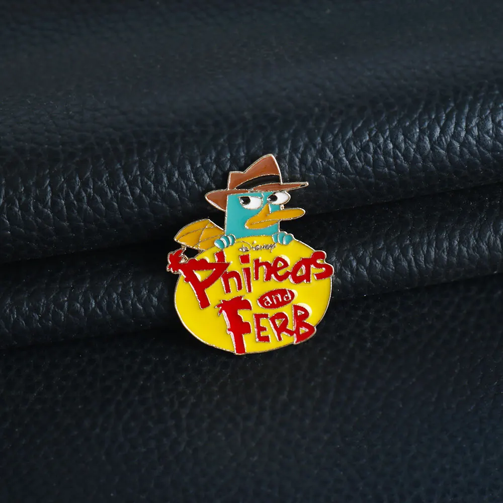 Classic Cartoon Phineas & Ferb Badge Brooch Pins Cute Green Animal Perry The Platypus Shape Enamel Brooches Jewelry Cosplay Gift anime brooches,game brooch