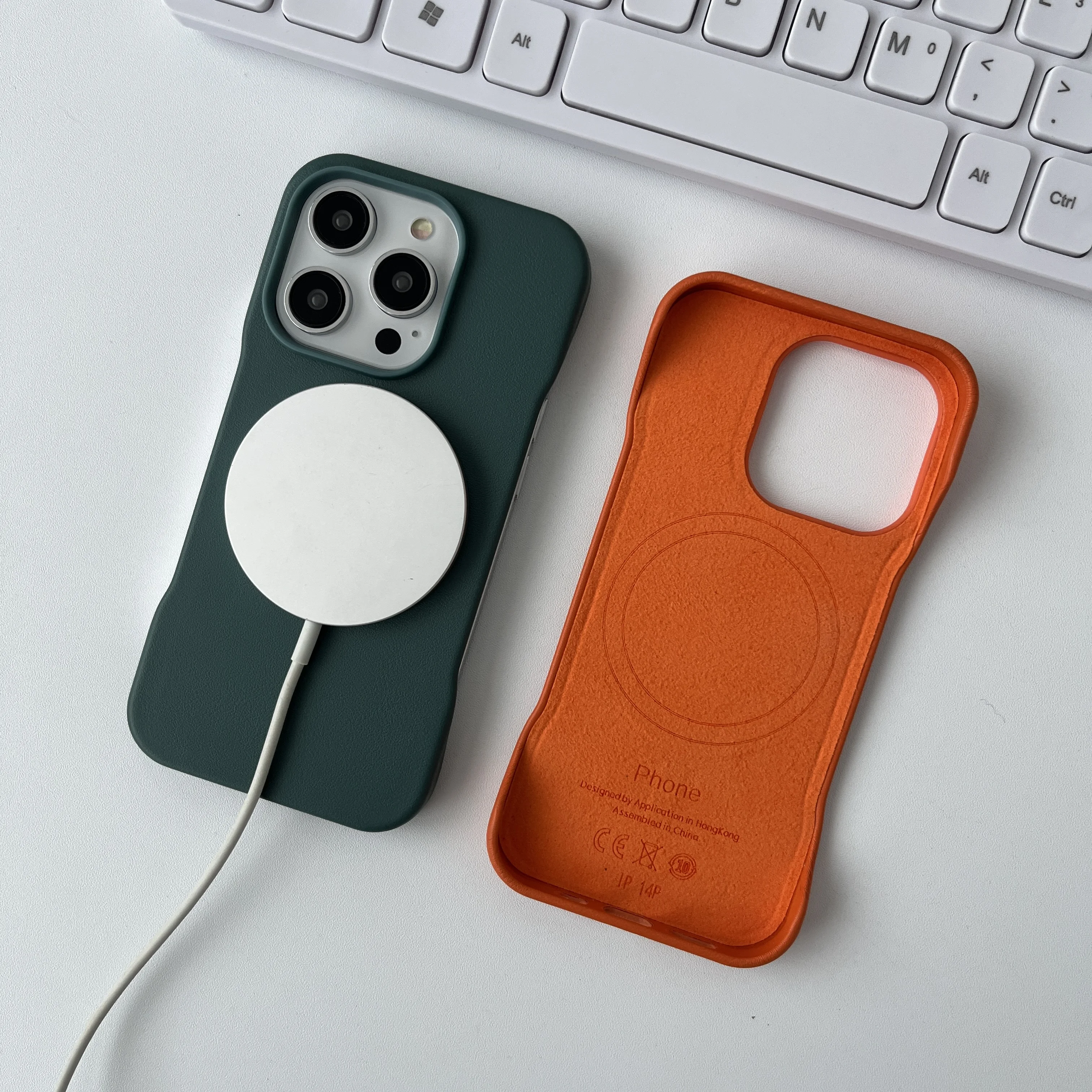 Vintage Suede Leather Rimess Magsafe Case for iPhone 15 14 Pro Max 13 12 Matte Anti-Fingerprint Frameless Armor Back Cover