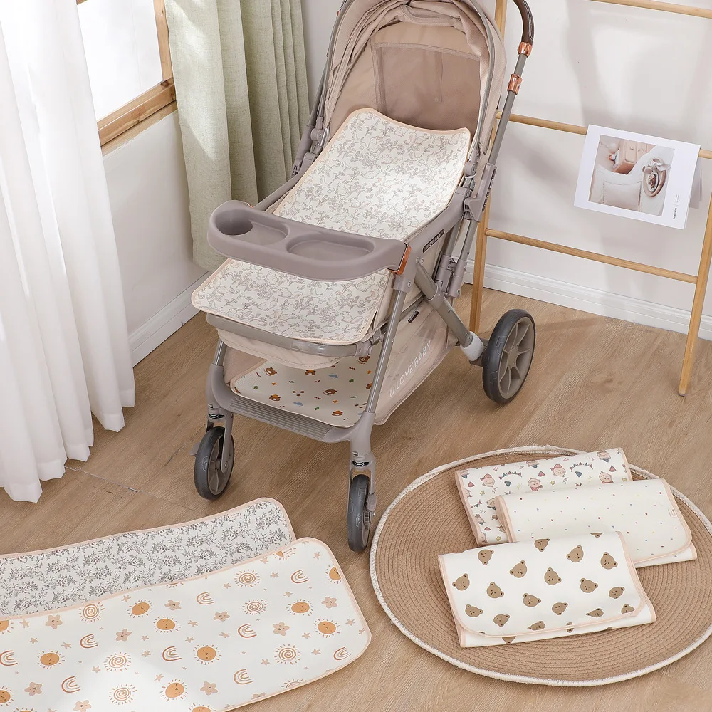 Baby Stroller Diaper Pad Gauze Cute Cartoon Baby Stroller Seat Mat Non-slip Absorbent Reusable Infant Urinal Mat Breathable