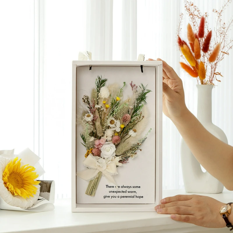 

LovTernImmortal Dried Flower Bouquet Companion Gift Finished For Home Decoration Can Be Placed Or Hung
