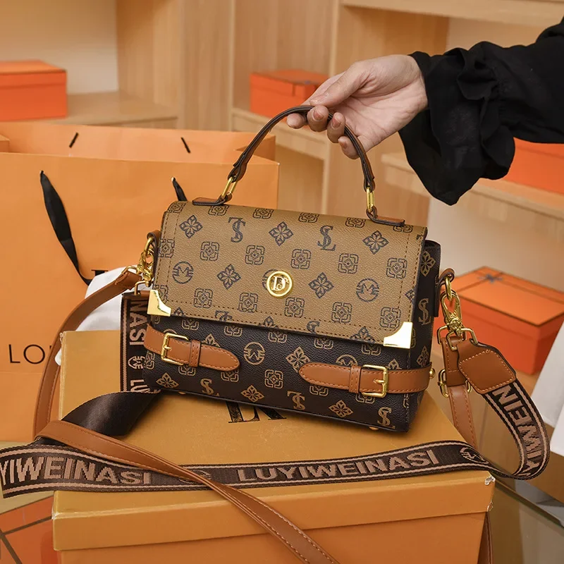 Рисунок 2 - Маленькие сумки на плечо для женщин