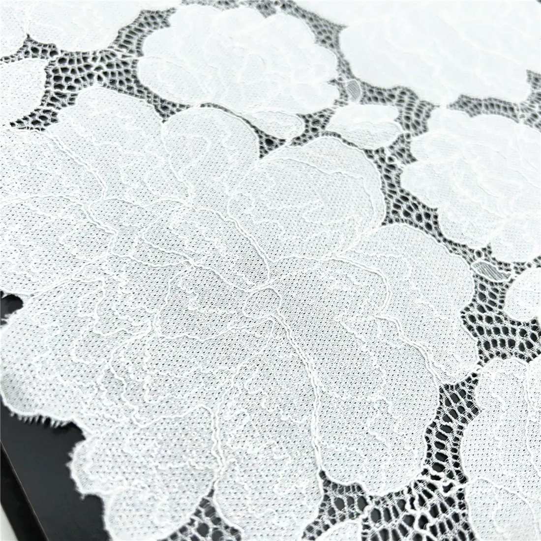 3y/lot Width 23.50cm White Shimmer Foil Elastic Stretch Lace Trim 3