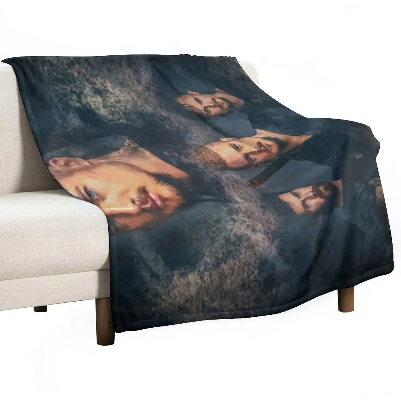 

TheLastKingdom Throw Blanket Plaid on the sofa Luxury Brand Blanket Decorative Throw Blanket Soft Plush Plaid