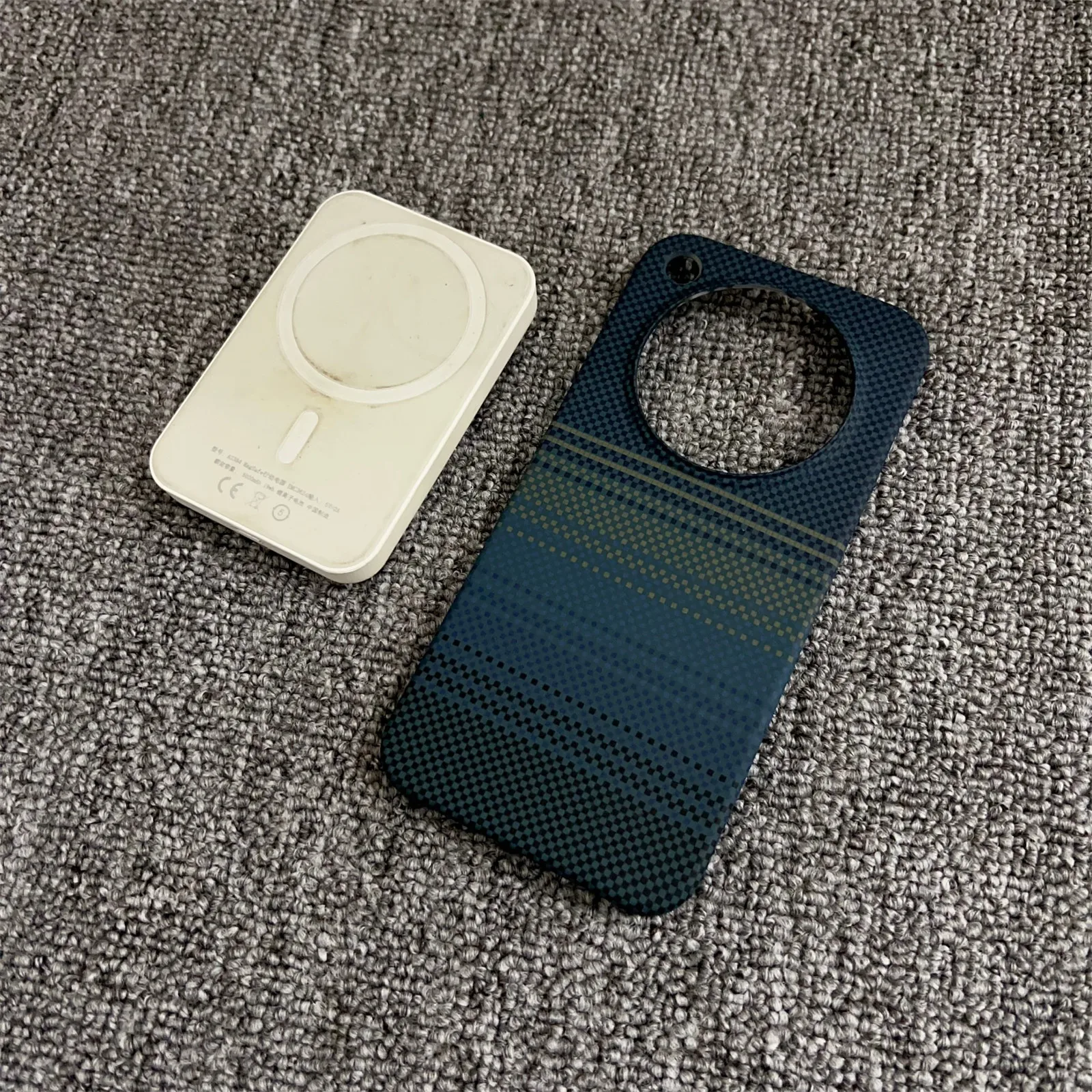 Enhanced Ultra-Thin Carbon Fiber Kevlar Pattern Magnetic Phone Case