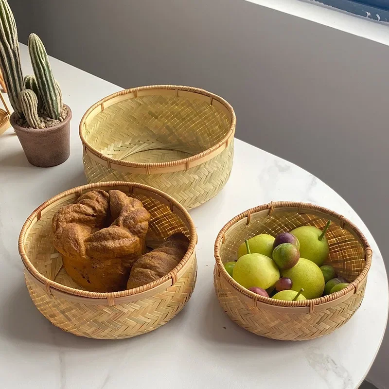 Woven Bamboo Basket Simple Natural Color Round Wicker Bread Basket Handmade Handmade Bamboo Basket Home Shop Display 4