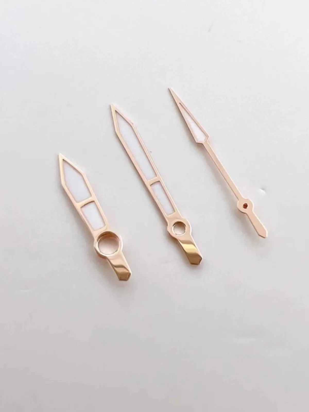 

NH35 Серебряная ручная трехручная зеленая Люминесцентная подходящая для калибра NH35/364R/7S