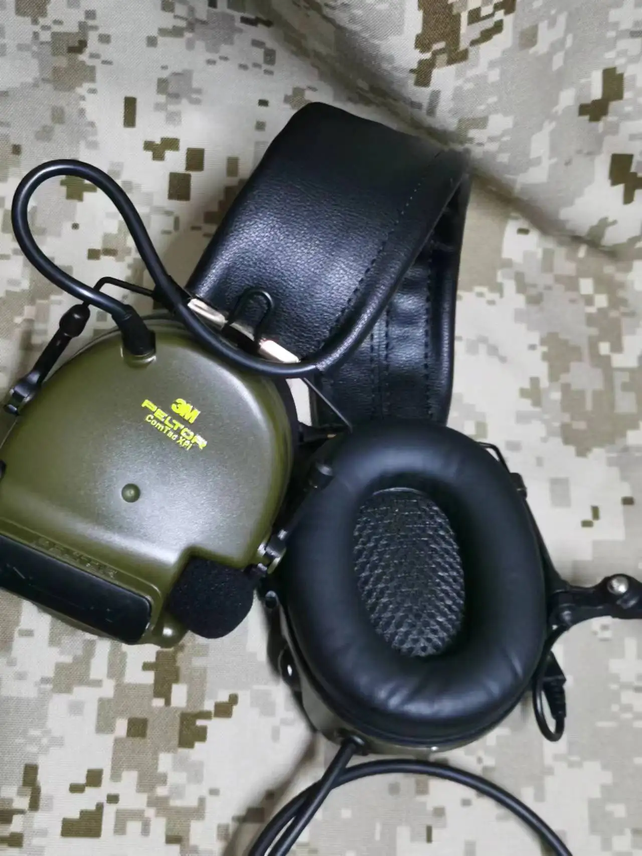 【新品】3m Peltor comtac xpi 実物 ヘッドセット Comtac xpi viノイズキャンセリングヘッドセット、z戦術通信機器
