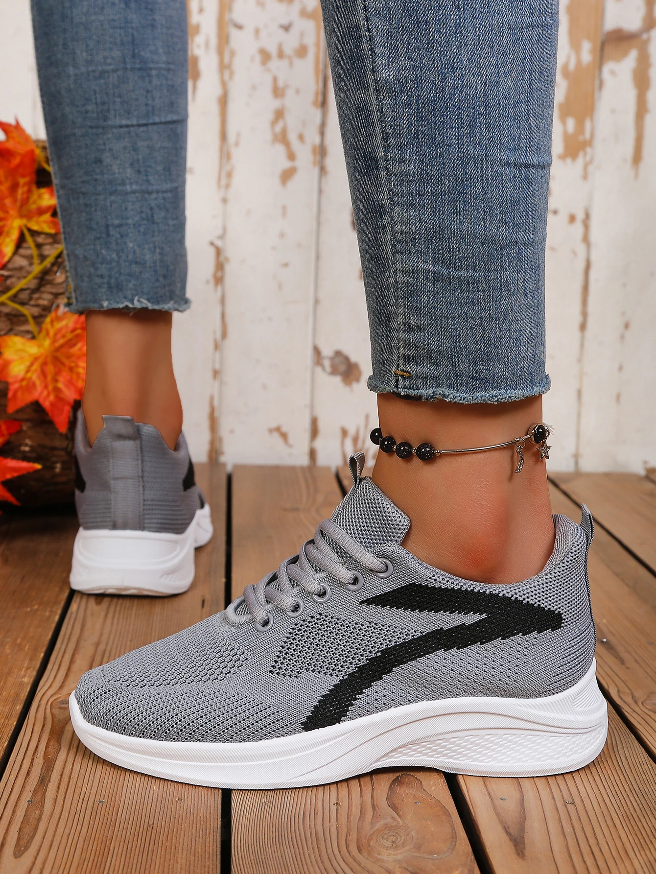 Women’s breathable lightweight sports shoes for outdoor running and walking 09