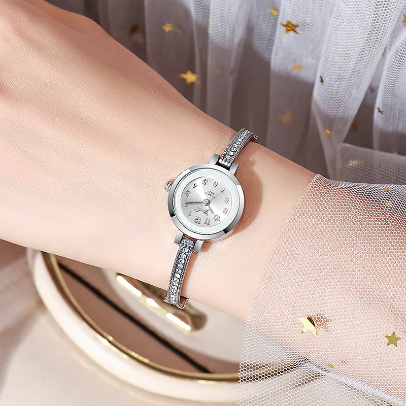 Women's high appearance level vivid exquisite Arabic numerals dial small dial steel band quartz watch. 4