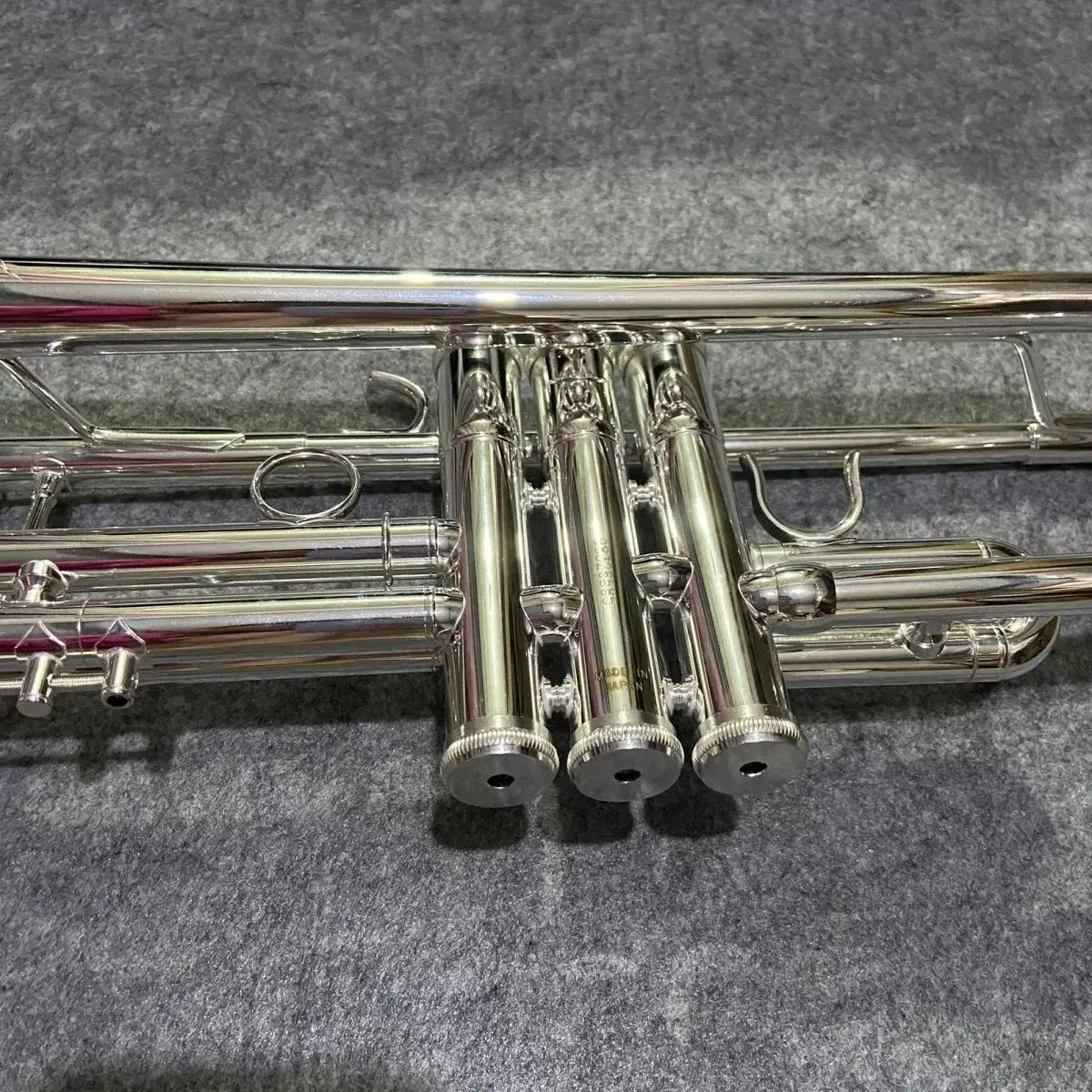 New Silver Plated Trumpet YTR-8335GS B Flat Professional Performance Trumpet