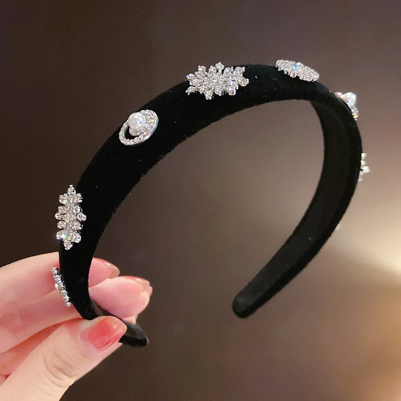 ALLNEWME Luxury Shiny Full Rhinestone Snowflake Hair Hoop Hair Accessories Black Velvet Bowknot Wide Brimmed Hair Band for Women 2023 new christmas holiday series hairband autumn and winter snowflake cloth headband rhinestone pearl hair accessories