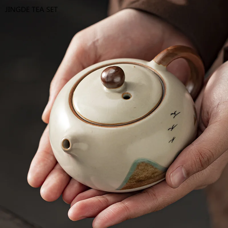 1PCS 180ml beige Ru kiln ceramic Xi Shi teapot Chinese household retro kung fu tea brewing teapot