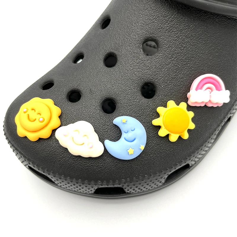 

Original Designer Shoe Decorations Cute Cartoon Sun Moon White Clouds Pattern 3D Solid Hard Plastic Shoe Charms For Croc Clogs