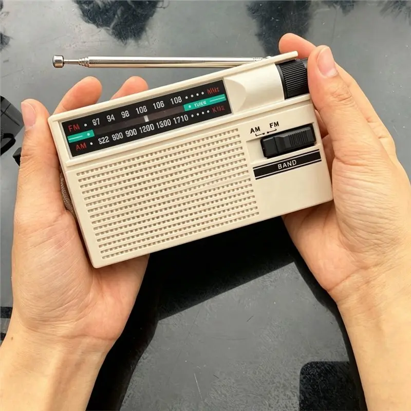 CJSD-FM 라디오 실내/실외 비상용 3.5mm 헤드폰 잭이 있는 휴대용 AM/FM 미니어처 라디오
