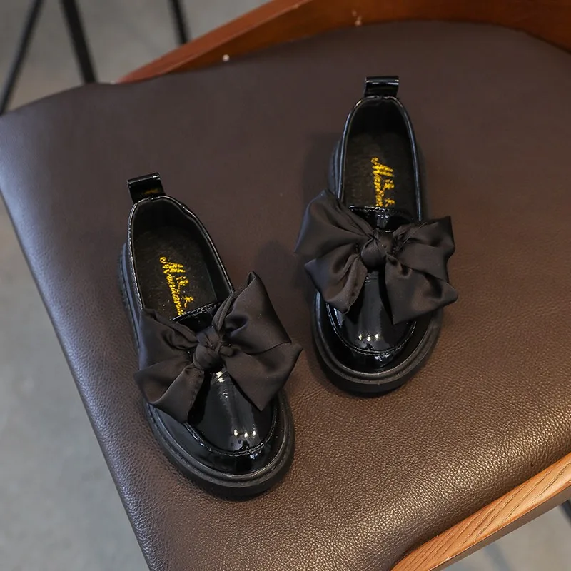 Leather Shoes Girls Shoes Girls Flats Girl's Loafers Autumn Patent Leather Black White Bowknot Slip-on Kids Flat Shoes 26-36 Rubber Sole Non-slip Children Causl Shoe