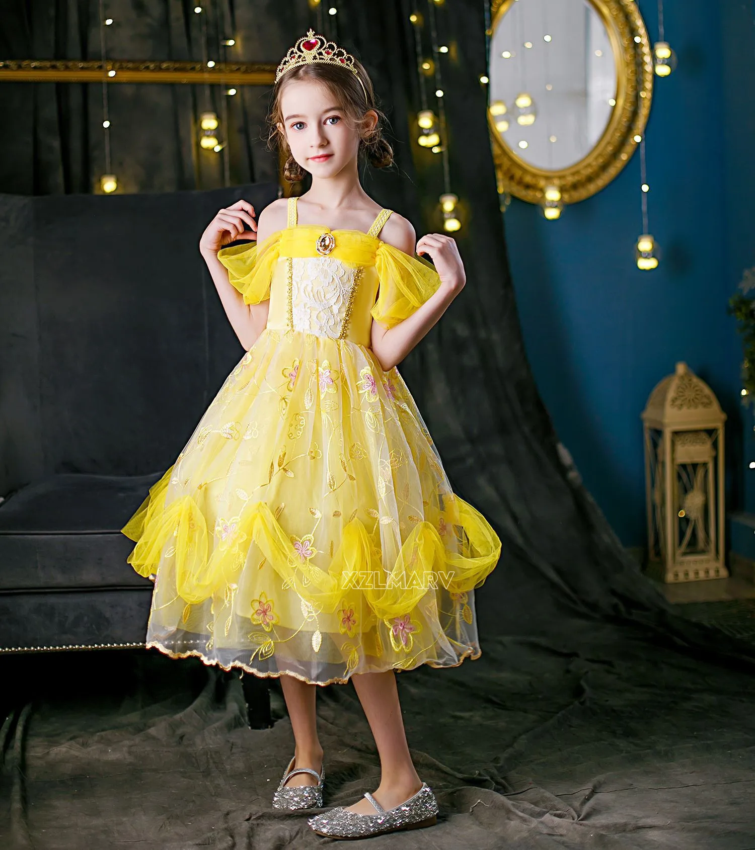 Costume d'Halloween pour enfants, robe de princesse pêche pour filles,  vêtements de scène pour enfants, costume de cosplay, tenues de fête de  paupières - AliExpress