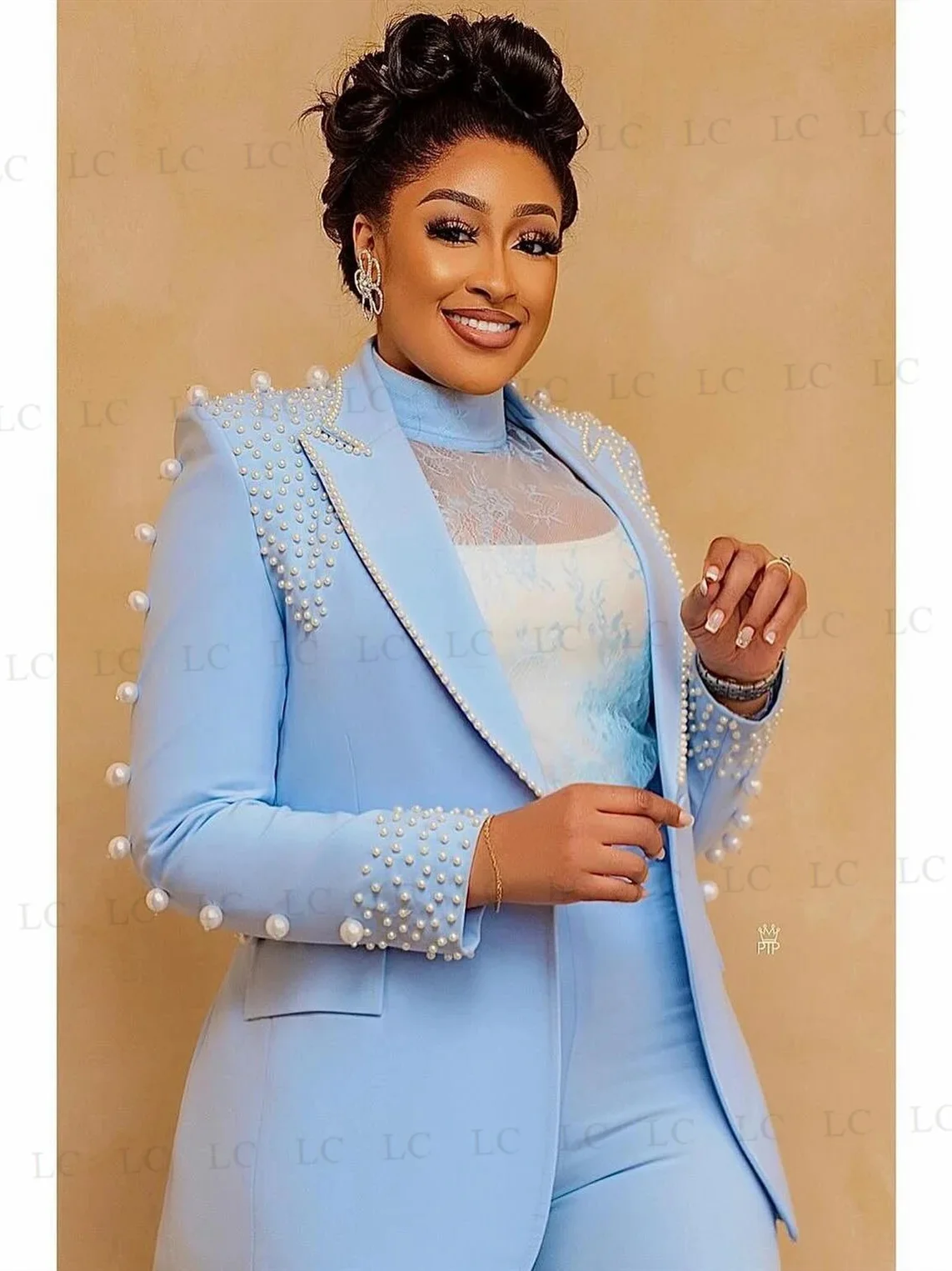 One Button Pearls Blue Beads Women Suits 2 Pieces Blazer Pants Peaked Lapel Tuxedo Prom Slim Plus Size Costume Homme