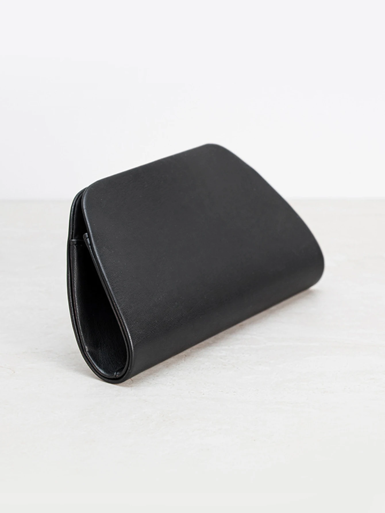 Evening bag durability