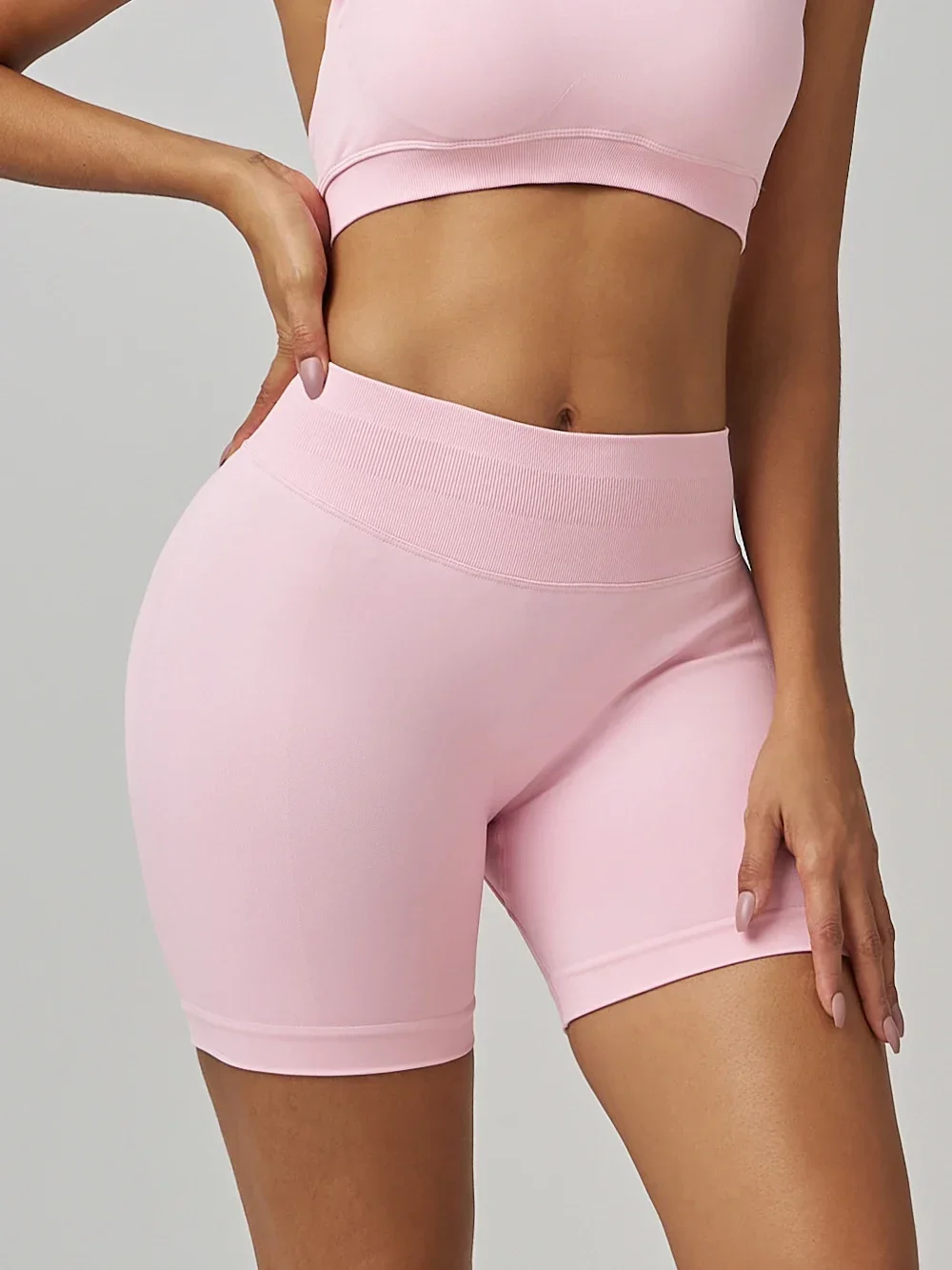 Sports Shorts Running Shorts Yoga Shorts Workout Shorts Seamless Shorts SUSISTAR Women Workout Impact Shorts 3.6"/4.5"/6" Scrunch Butt Lifting Gym Seamless Booty Biker
