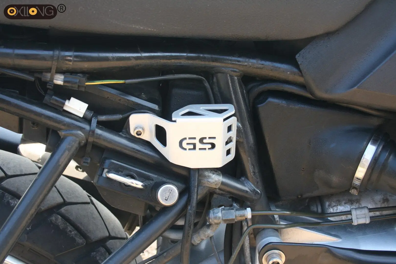 

For BMW R1150GS ADVENTURE R1150 GS 1999 2000 2001 2002 2003 2004 Motorcycle Rear Brake Fluid Reservoir Cap guard Cover