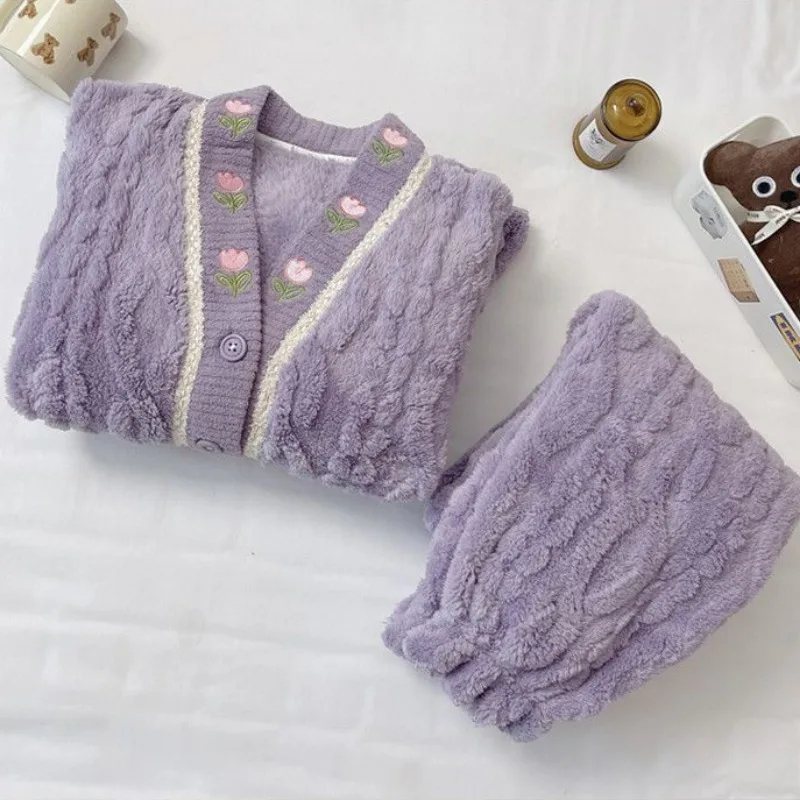 2024 New Coral Velvet Pajamas Women Autumn Winter Loungewear Tulips Flannel Nightwear Thickened Sleepwear Warm V-neck Homewear